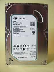 Seagate ST1000DM010 interne 3,5" 8,9cm Sata3 Festplatte 1TB - BarraCuda Serie