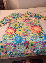 Neuwertiges Damen Kleid , bunt Gr.L wunderschön,mit Blumenprint