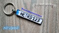 Kennzeichen Schlüsselanhänger KFZ Nummernschild Anhänger Auto 18 Geschenk Silber