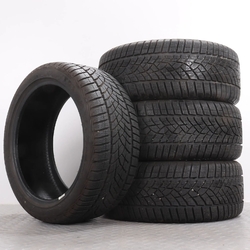 4x Winterreifen Goodyear Ultragrip Performance GEN-1 245/40R18 97V XL AO 7,5mm