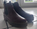 Chelsea boots