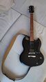 Epiphone SG Vintage Edition Ebony mit Levi's Gitarrengurt und Gurtblocker