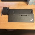 Lenovo ThinkPad Ultra Dock 40A2 00HM917 Dockingstation mit 2 Schlüsseln