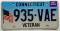 USA Nummernschild Connecticut "VETERAN" mit großer US Flagge von 2003.