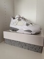 Jordan 4 Retro White Oreo (2022) 42,5 US9 Neu