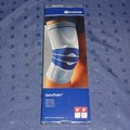 NEU! BAUERFEIND Kniebandage GenuTrain Unisex zur Entlastung, Titan, Größe: 5