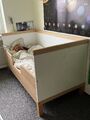 Babybett/Kinderbett 140x70 cm, umbaubar für Babys und Kinder 0-6 Jahre