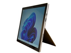 Microsoft Surface Pro – 12,3 Zoll – i5, 8GB RAM, 239GB SSD##1_2R7