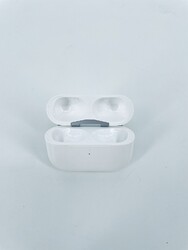 Apple AirPods Pro 2. Generation Kopfhörer MagSafe LADECASE A2700   siehe Hinweis