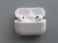 Apple AirPods Pro 2. Gen. mit MagSafe Ladecase Kopfhörer Hi-Fi Sound, H2 Chip