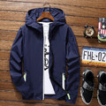 Wasserdichte Herren-Windbreakerjacke Mit Kapuze Reißverschluss Und Leichtem