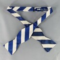 BEAU TIES LTD.Marineblau Creme Schrägstreifen Seide Fliege