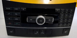 Mercedes E-Klasse W212 Navi Autoradio Radio CD A2129069900 TOP ZUSTAND