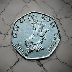 The Tale of Peter Rabbit 2017 Beatrix Potter 50p Münze zirkuliert