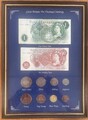 Großbritannien Vordezimal Währungssammlung Scheine Münzen Set im Displayrahmen