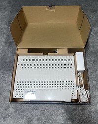 FRITZ!Box 6591 Cable Kabelmodem ( ohne Branding ) - Weiß