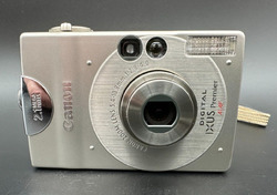 #76 Canon Digital IXUS Premier AiAF 2.1MP OVP + Extras  - Canon Model PC1001