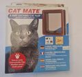 Pet Mate 4-Wege verriegelbare Katzenklappe in braun mit Türfutter 235B