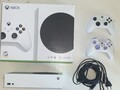 Xbox Series S 512 GB mit 2 Controllern (Turtle Beach & Original) – Top Zustand