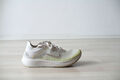 Nike Zoom Fly SP Fast Running Beige Gelb Gr. 41 UK 7 NEU AT5242 174