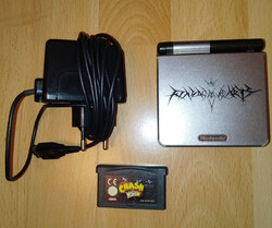 Nintendo Gameboy Advance SP Kingdom Hearts Edition in Silber + Gratis Spiel 
