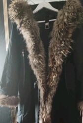 Parka Made Italien, 40-42, schwarz mit Wäschbär Fellbesatz