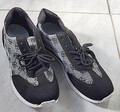 Damen Sneaker schwarz grau weiß Gr. 40 *** NEU und ungetragen!