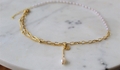 Halskette Perlen Charm Anhänger Gold Abstrakt Damen Vintage Weiß