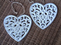 Wand Ornament Herz Shabby Oriental Look Holz 2er Set Deko Anhänger 13,5cm Weiß