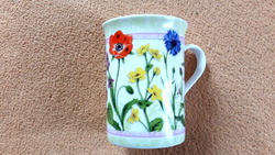 Ambiente Kaffeetasse bzw. Teetasse aus Porzellan mit Blumenmotiv