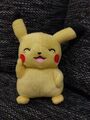 Tomy Pikachu Kuscheltier Pokemon Stofftier Figur 24 cm Plüschtier Gut!