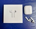Apple AirPods mit Ladecase (MV7N2ZM/A)