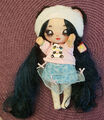 Mode-Puppe LOL Surprise OMG Highlight Haar schwarz - bl. Rock + rosa Pulli 18 cm