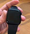 Apple Watch Series 8 41mm Mitternacht Aluminiumgehäuse mit Sportarmband, Regular