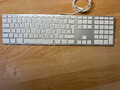 Apple Magic Keyboard Aluminium mit Ziffernblock Deutsch A1243 - Guter Zustand