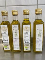 Flüssiges Gold 0,25 l Arbequina Olivenöl mit Blattgold Sankt Michele Spanien