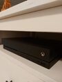 Microsoft Xbox One X 1TB Spielkonsole - Schwarz