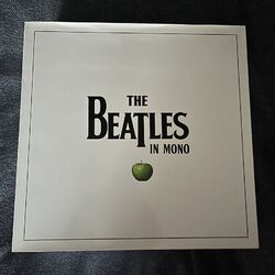 THE BEATLES "IN MONO" VERY GOOD CONDITION VERY RARE VINYL BOX SET BARELY USED