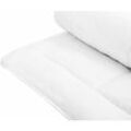 Beliani - Bettdecke Weiß Mikrofaser 155 x 220 cm Extra Warm Ganzjahresdecke Vier-Jahreszeiten Steppdecke Steppbett Monochromatisch Paspel Schlafzimmer