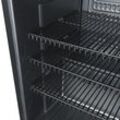 Gastro-Cool KW90 Getränkekühlschrank 88 Liter schwarz/schwarz, LED